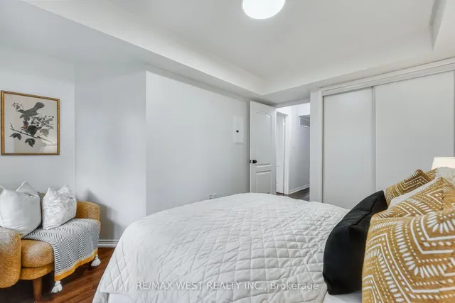 Additional image 20 of 15 Hays Blvd Unit 12