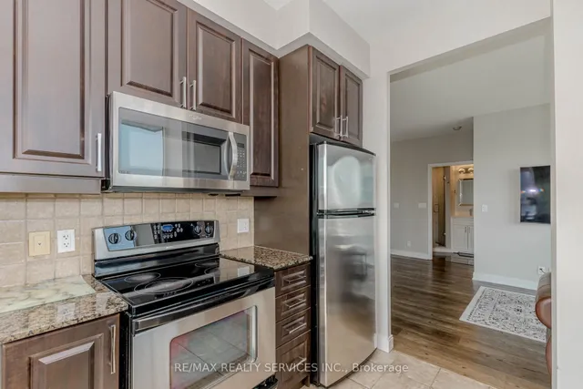 Additional image 27 of 90 Absolute Ave Unit 1203