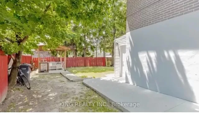 Additional image 32 of 87 Aloma Cres