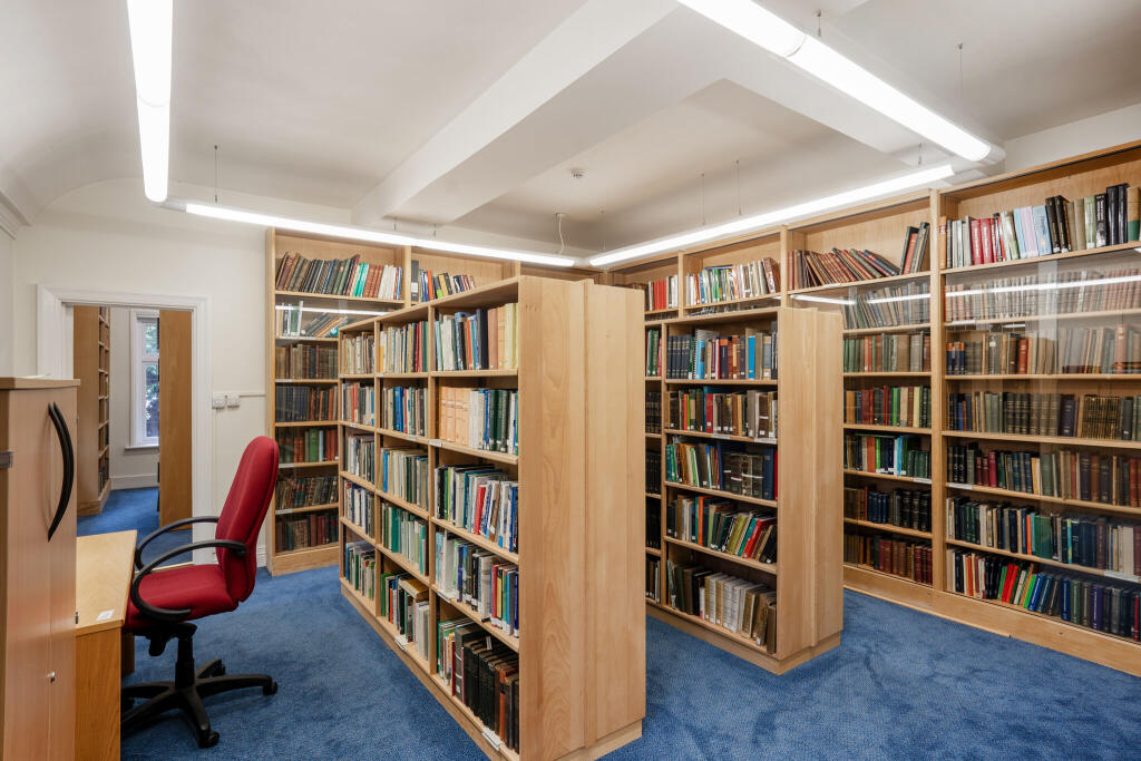 Additional image 7 of Chiswell Green Lane, St. Albans, AL2