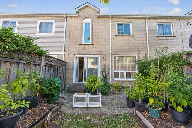 Additional image 33 of 8 Hartnell Sq