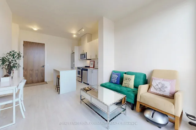 Additional image 6 of 509 Dundas St Unit 807