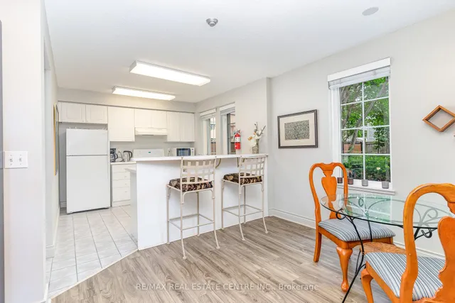 Additional image 5 of 2301 Parkhaven Blvd Unit 410