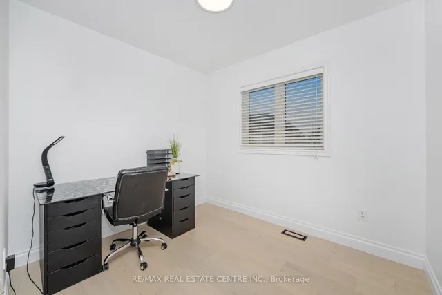 Additional image 33 of 118 Connolly Cres