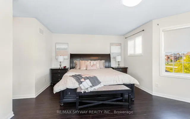 Additional image 26 of 74 Magnificent Crt