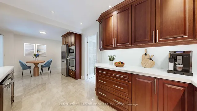 Additional image 9 of 10 VIVALDI Cres