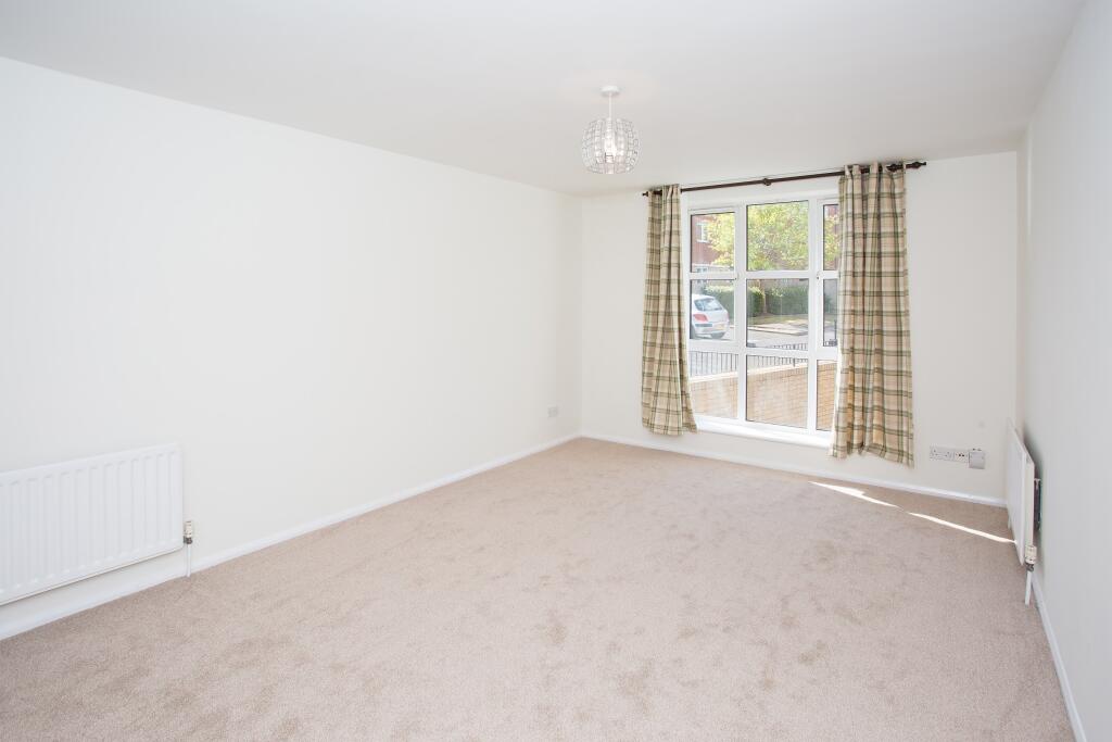 Additional image 2 of Gatcombe Court, Dexter Close, St Albans, Herts, AL1