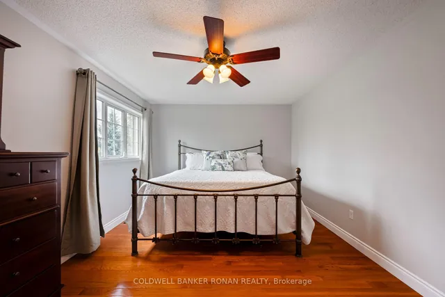 Additional image 34 of 44 Baccarat Cres