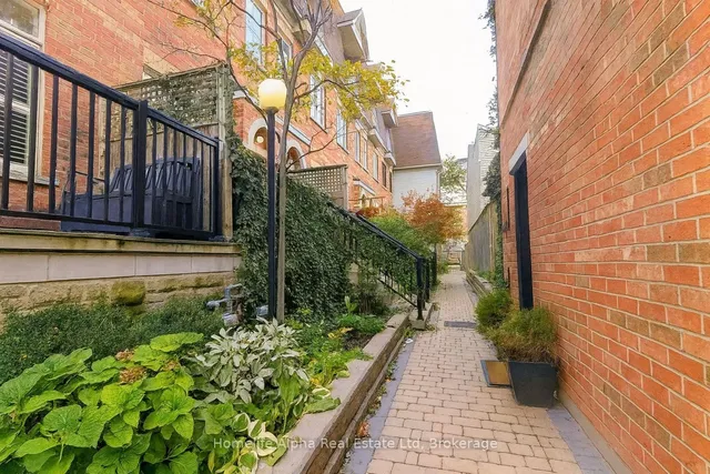 Additional image 24 of 445 B Queen St