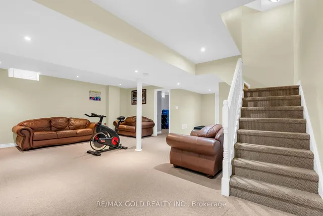 Additional image 41 of 33 Tigerlily Pl