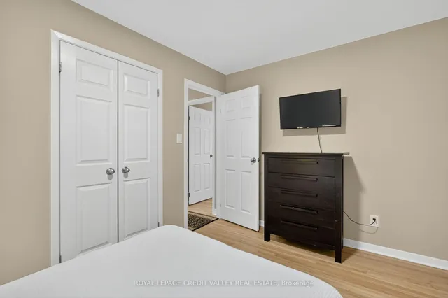 Additional image 26 of 23 Caldwell Cres