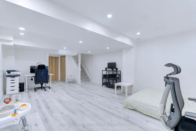 Additional image 38 of 3 Checkerberry Cres