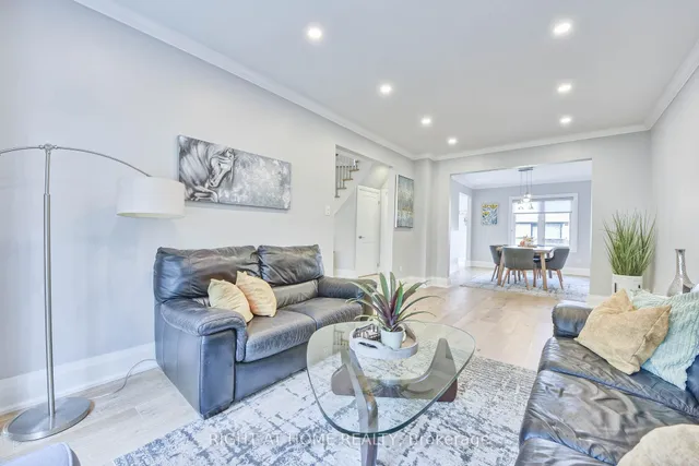 Additional image 16 of 1517 Queensbury Cres