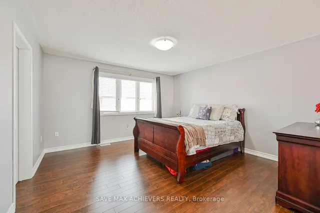 Additional image 28 of 37 BLOOM Dr