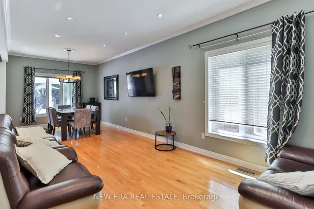 Additional image 5 of 693 Gypsy Fly Cres