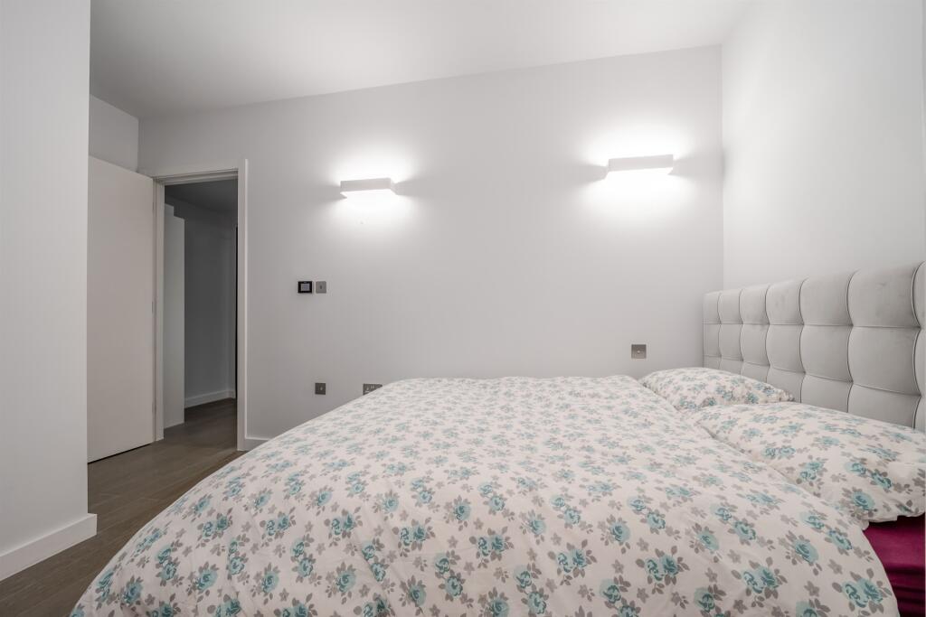 Additional image 5 of Everard Close, St. Albans