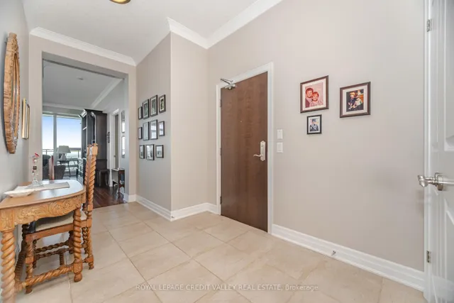 Additional image 5 of 100 John St Unit 2601