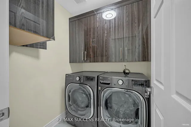 Additional image 38 of 63 Blue Spruce St