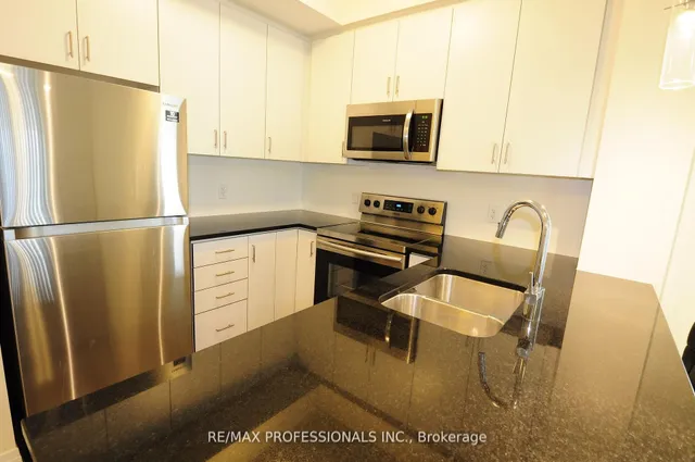 Additional image 9 of 128 Grovewood Common Unit 210