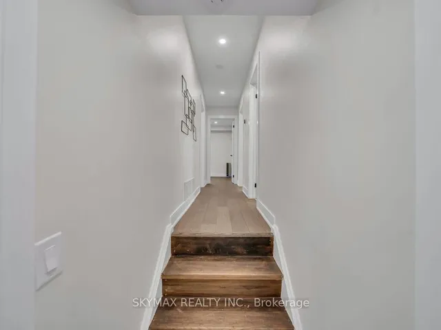 Additional image 32 of 3053 Coral Dr