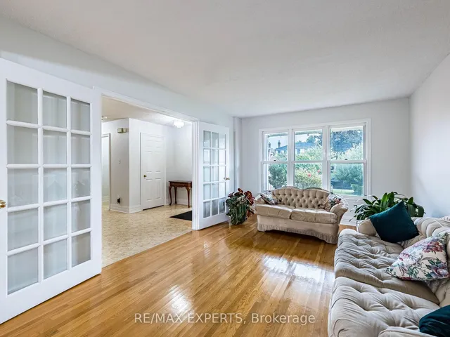 Additional image 11 of 33 Nipissing Cres