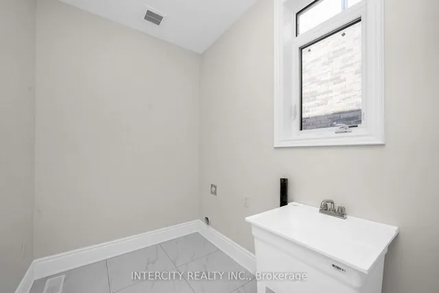Additional image 16 of 18 Keyworth Cres