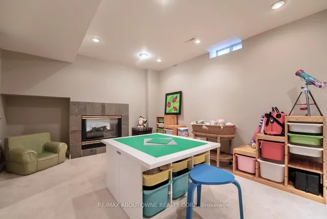 Additional image 42 of 11 Morrison Creek Cres