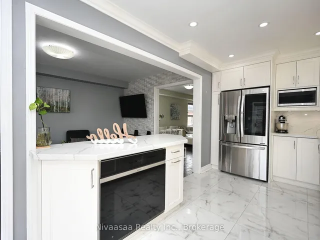 Additional image 13 of 38 Amethyst Circ