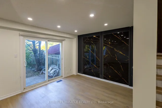 Additional image 6 of 8 Grand Valley Dr