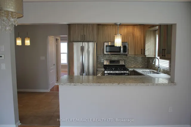 Additional image 10 of 5980 Whitehorn Ave Unit 38