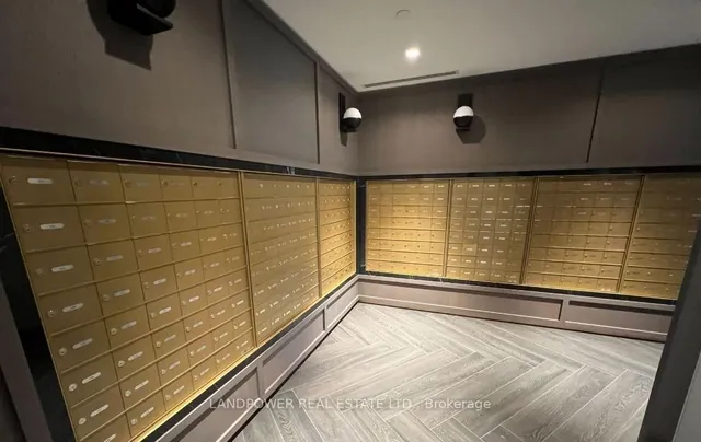 Additional image 5 of 395 Dundas St Unit 813