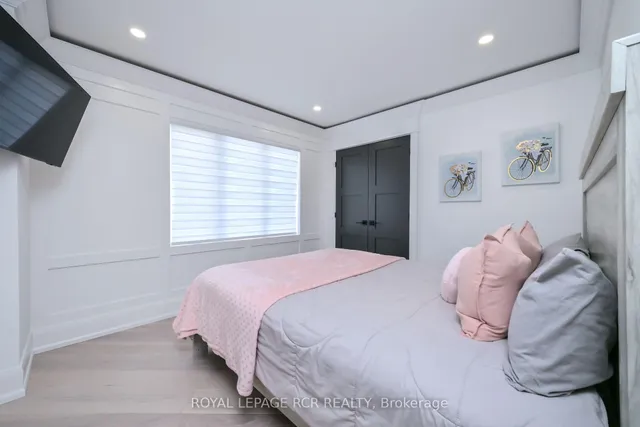 Additional image 29 of 26 Christie Dr