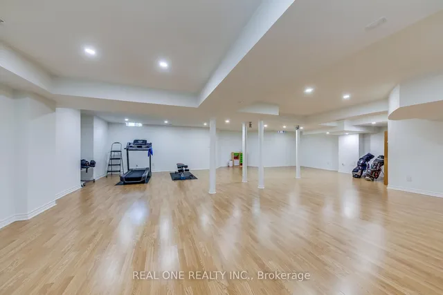 Additional image 43 of 1601 Bayshire Dr