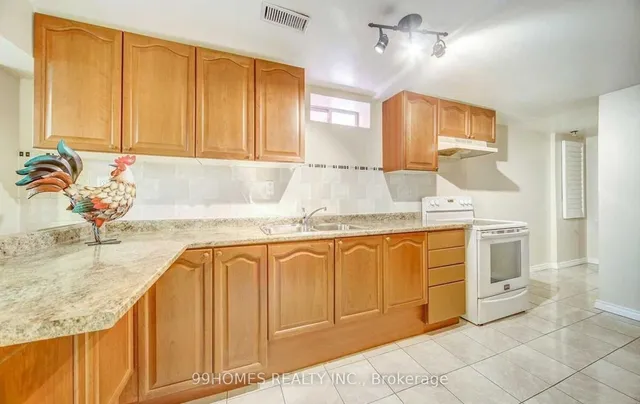 Additional image 44 of 5 Farthingale Cres