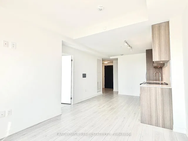 Additional image 10 of 395 Dundas St Unit 813