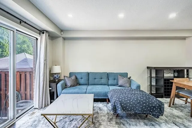 Additional image 20 of 65 Spadina Rd