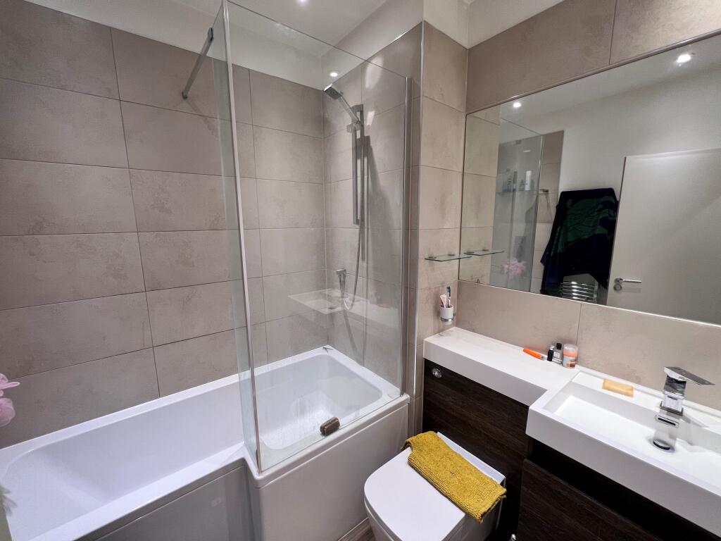 Additional image 4 of Ridgmont Road, St Albans