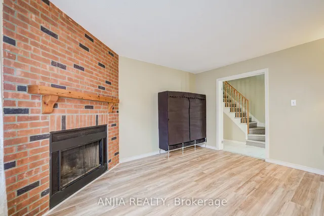 Additional image 10 of 550 Bluesky Cres