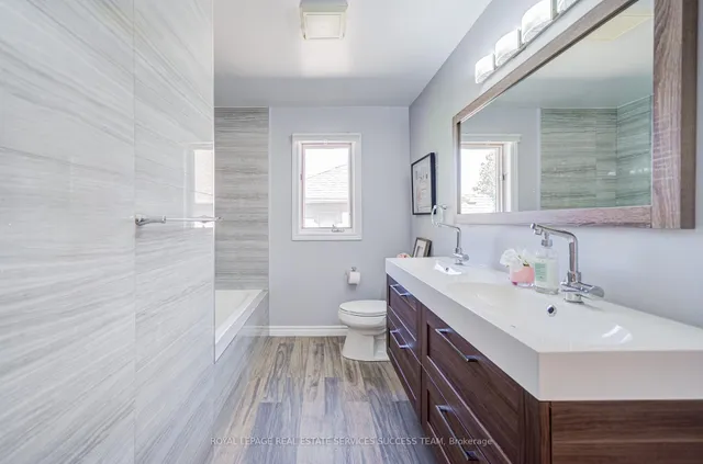 Additional image 29 of 1378 Bayshire Dr