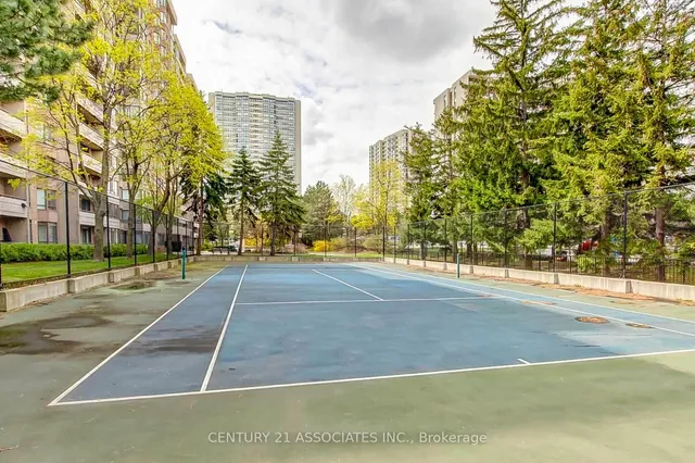 Additional image 33 of 5 Lisa St Unit 605