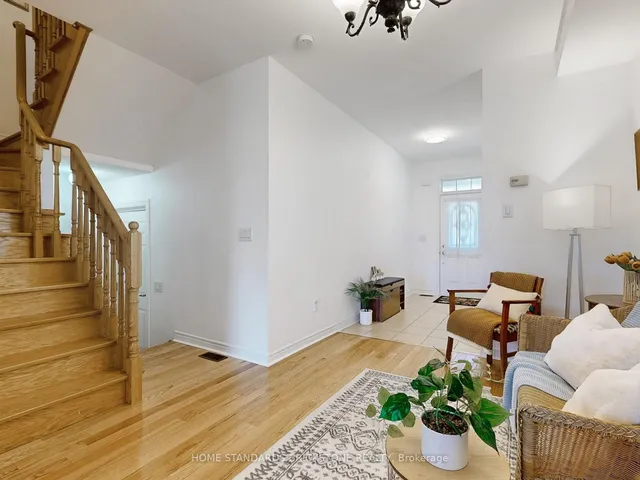 Additional image 9 of 50 Versailles Cres