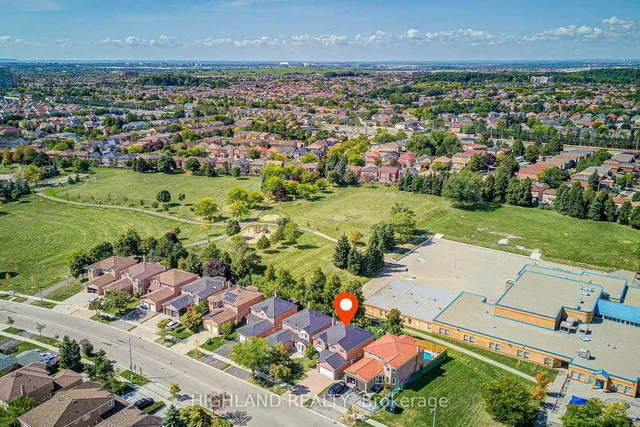 Additional image 9 of 257 Huntington Ridge Dr