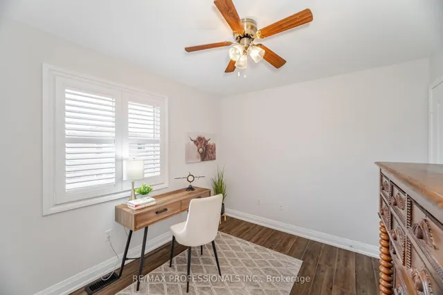 Additional image 34 of 74 Upper Highlands Dr