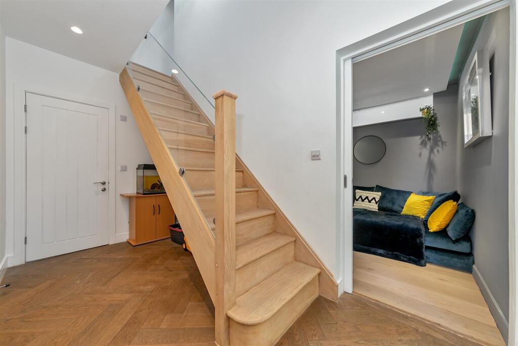 Additional image 14 of Watford Road, Chiswell Green, St. Albans