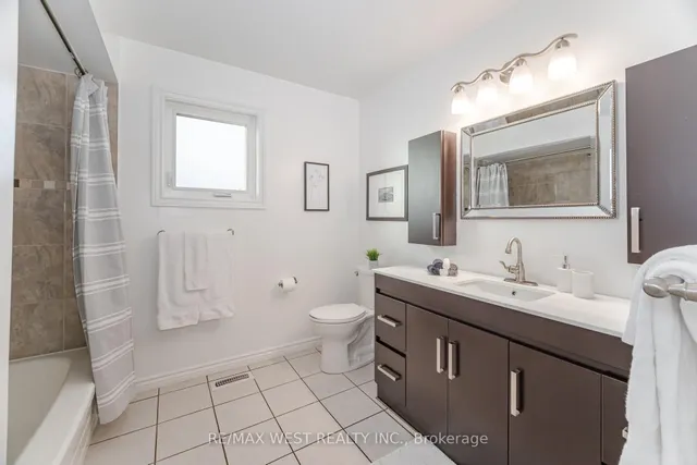 Additional image 21 of 17 Malcolm Cres