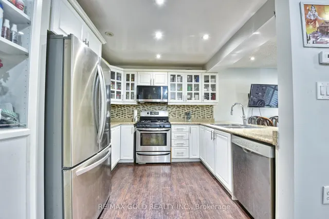 Additional image 9 of 399 Vodden St Unit 64