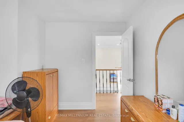 Additional image 18 of 15 Julian Dr