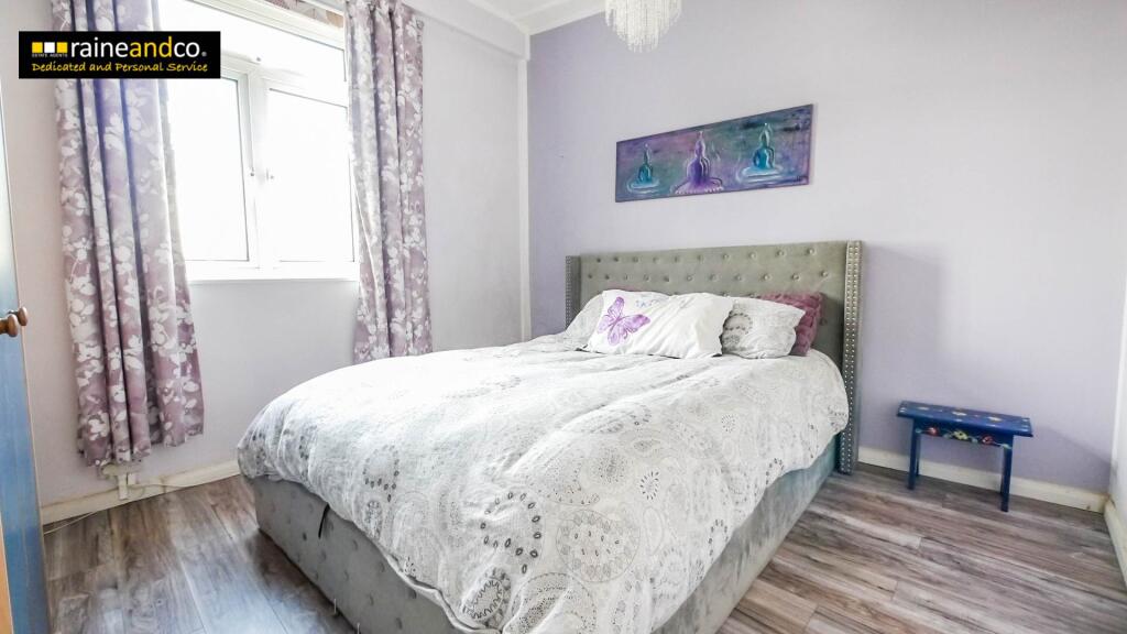 Additional image 7 of Robins Way, Hatfield