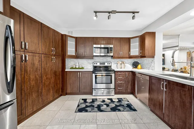 Additional image 17 of 50 Eglinton Ave Unit 1807