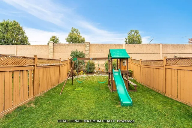 Additional image 34 of 50 Big Moe Cres